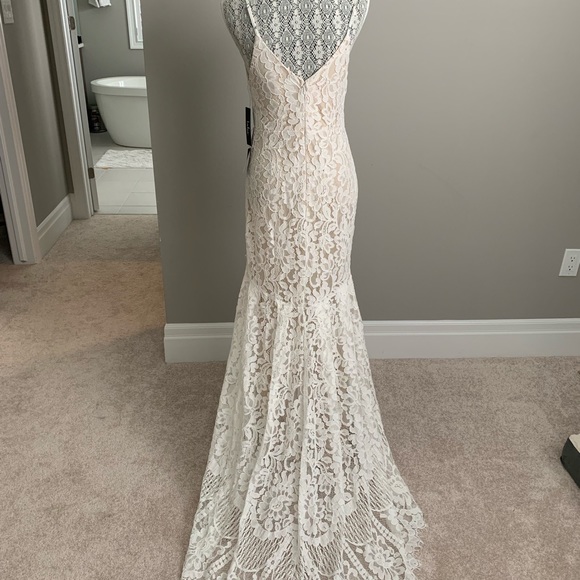 SOLD-LULUS || “Flynn” Lace max dress NWT - Picture 7 of 12